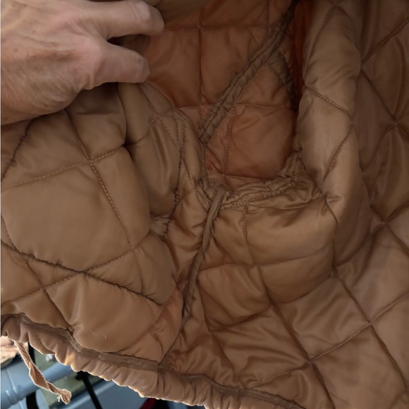 BlankNYC Quilted Jacket Small Chai Tea, Drawstring waist - Picture 6 of 9